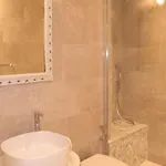 Palais De La 233 * Сент-Максім