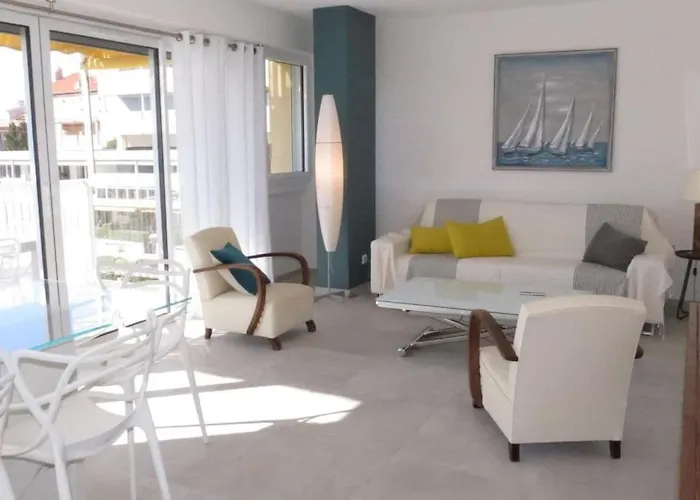 Palais De La 233 度假居